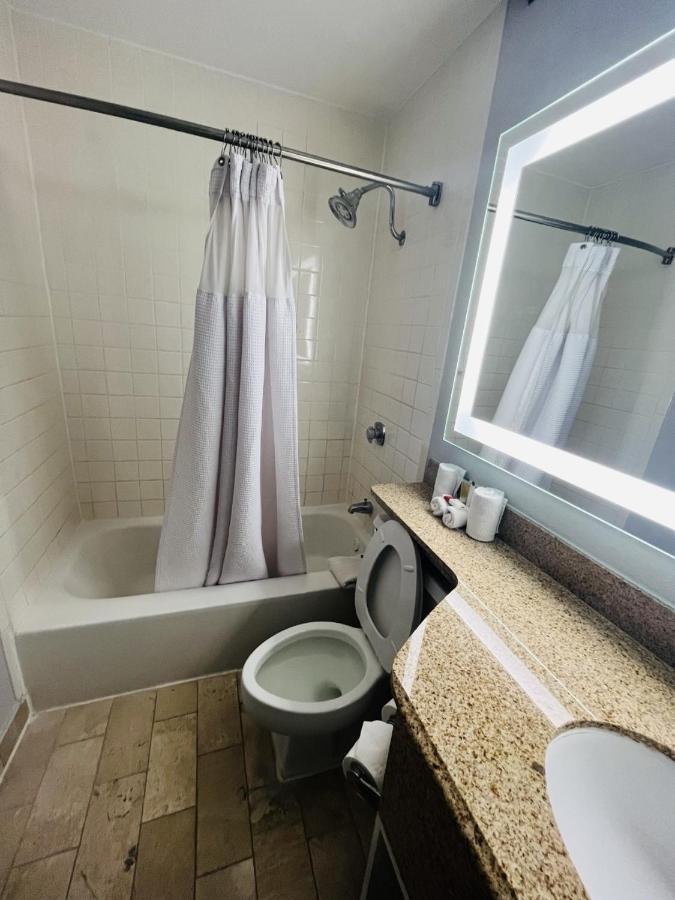 Wingate Houston Near Nrg Park/Medical Center Hotel Ngoại thất bức ảnh