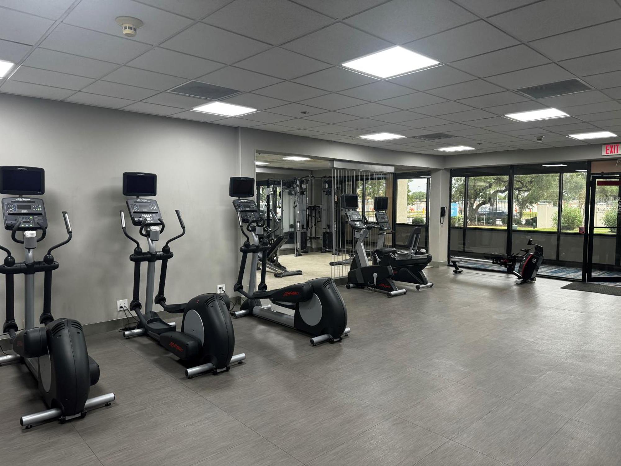 Wingate Houston Near Nrg Park/Medical Center Hotel Ngoại thất bức ảnh